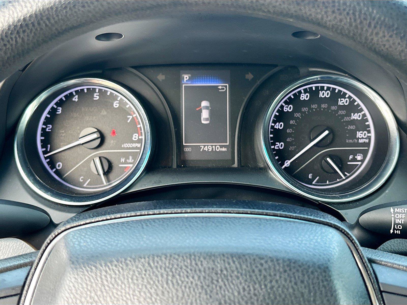 Used 2020 Toyota Camry LE FWD image 12