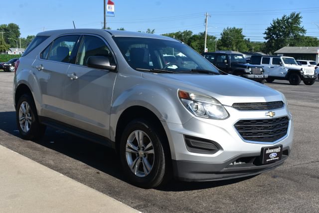 Used 2017 Chevrolet Equinox LS FWD image 9