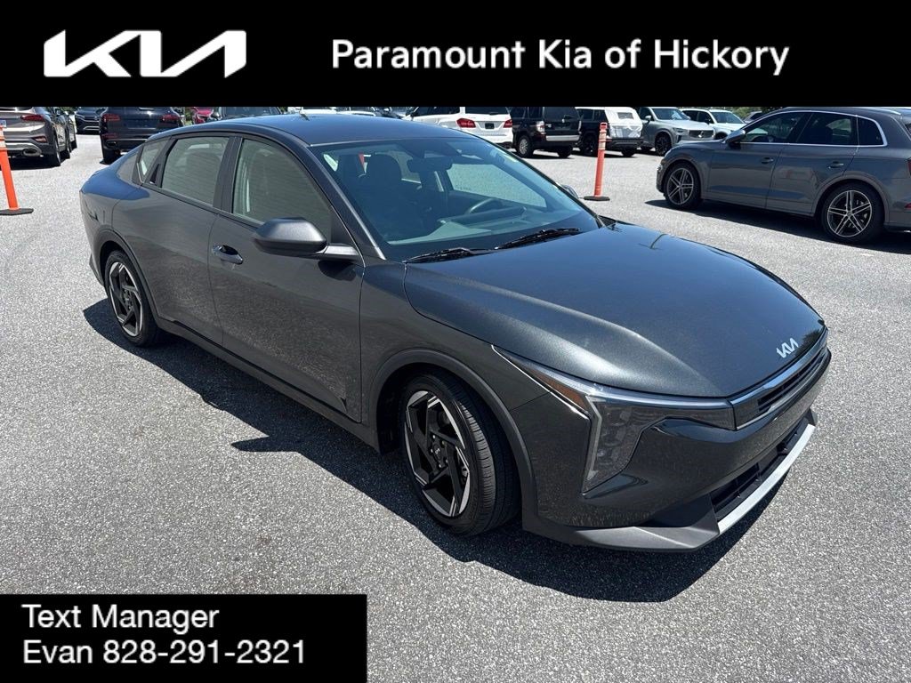 Used 2025 Kia K4 GT-Line Turbo FWD image 3