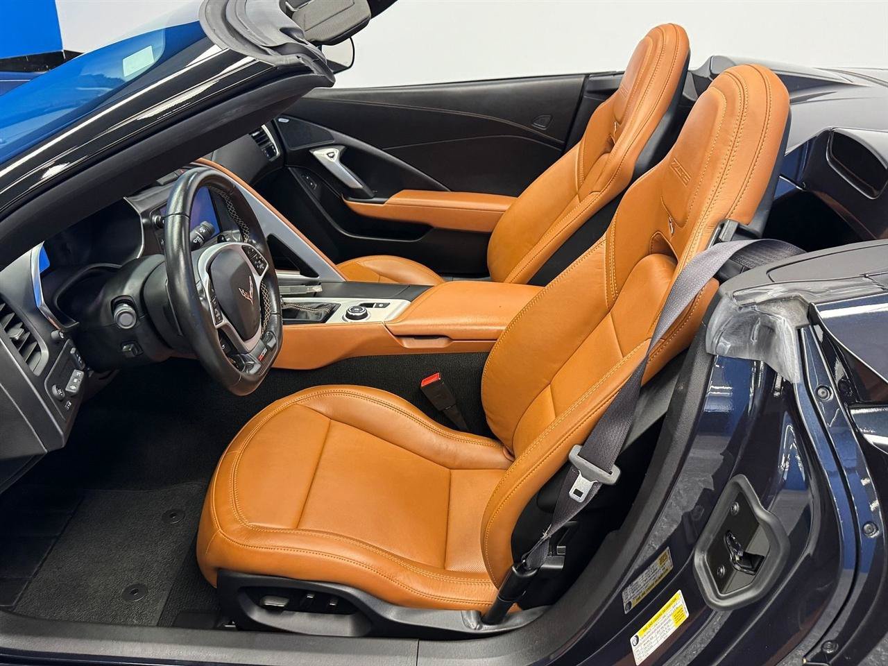 Used 2015 Chevrolet Corvette Z06 w/ 2LZ Preferred Equipment Group RWD image 18