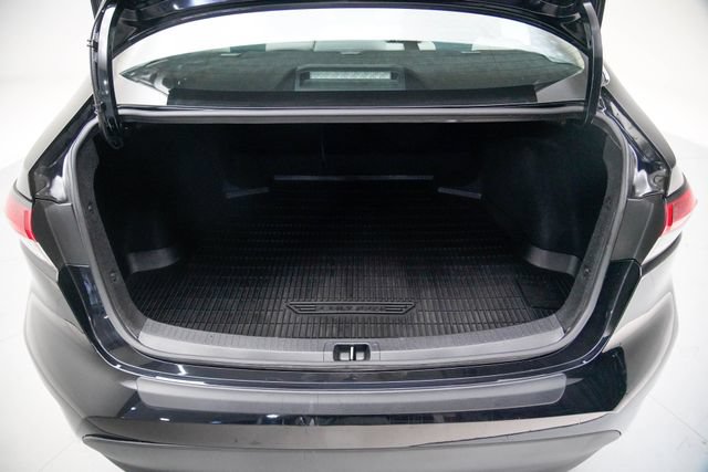 Used 2023 Toyota Corolla LE FWD image 7
