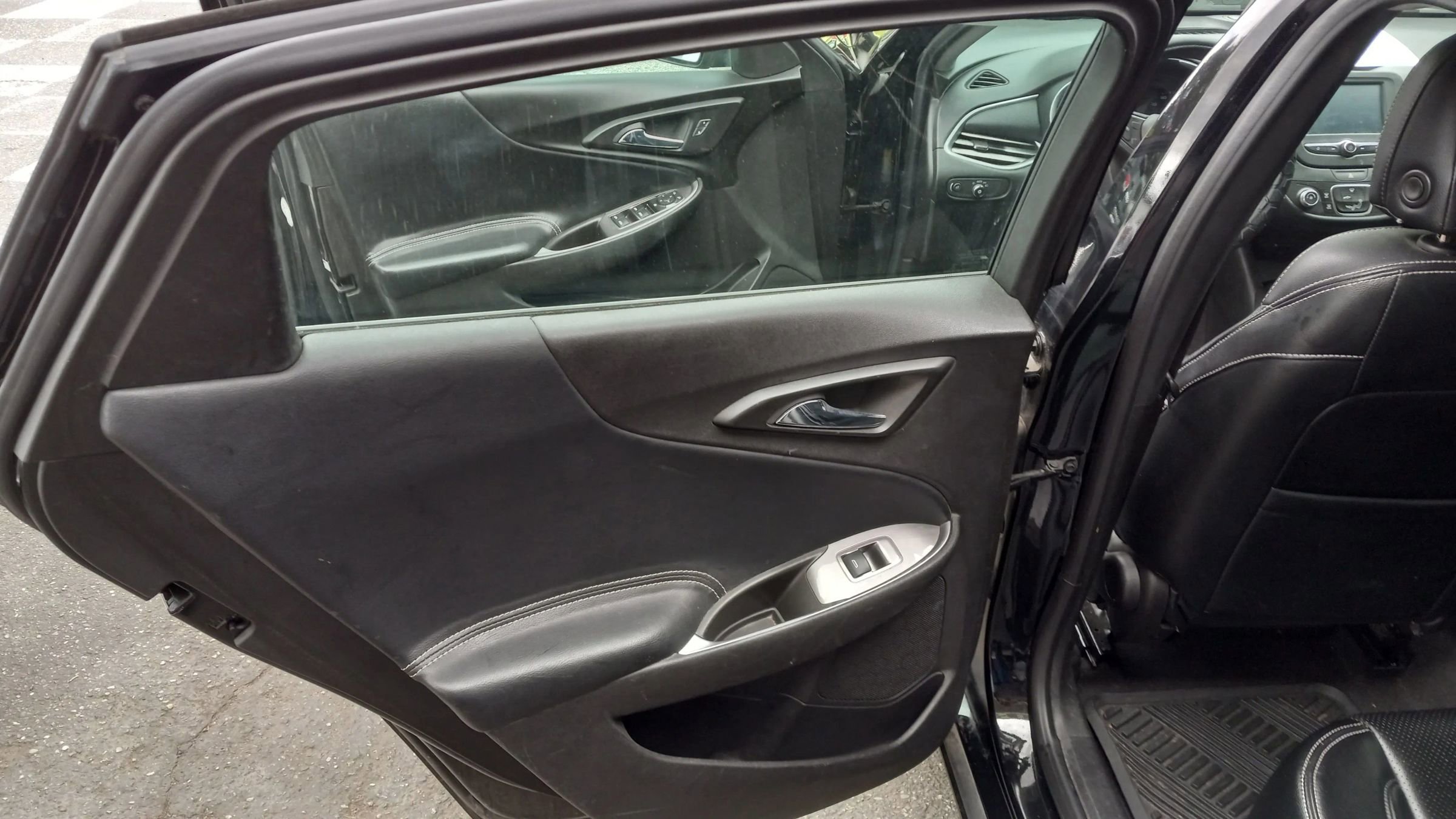 Used 2017 Chevrolet Malibu LS image 8