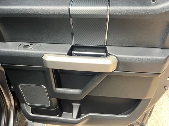 Used 2019 Ford F150 Lariat w/ Equipment Group 502A Luxury AWD/4WD image 19