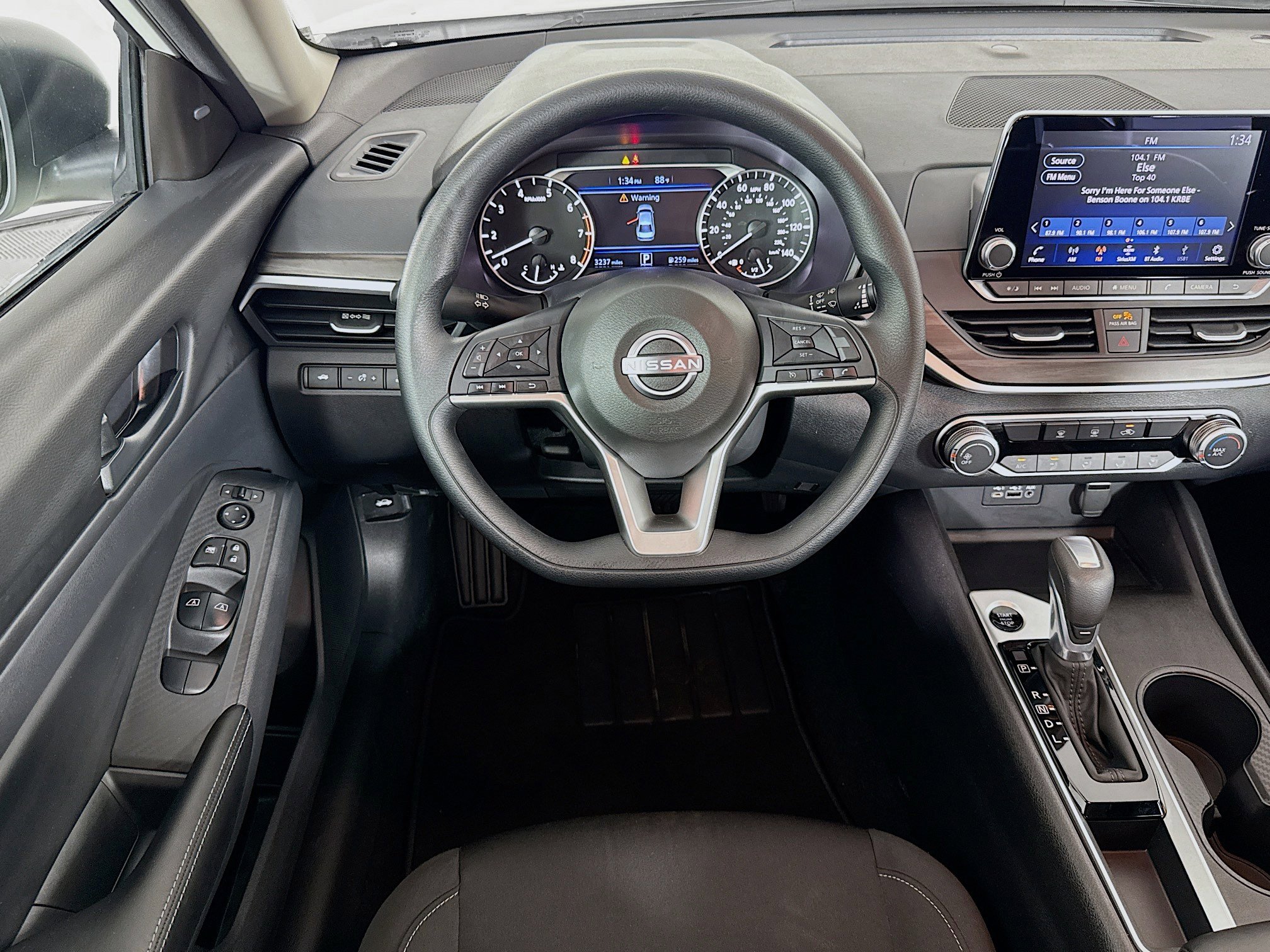 Used 2026 Nissan Altima 2.5 SV FWD image 16