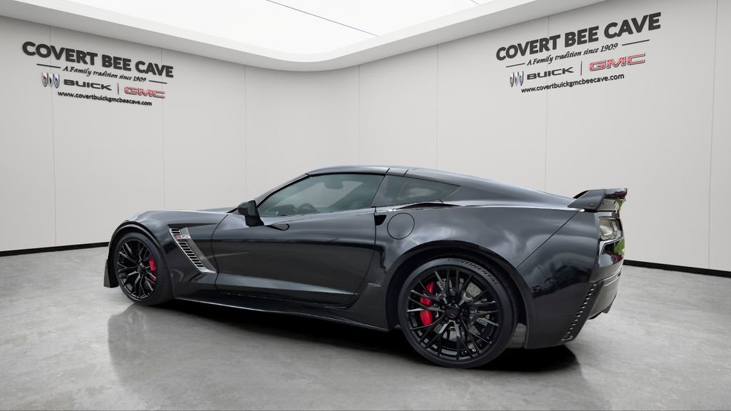 Used 2016 Chevrolet Corvette Z06 w/ Z07 Performance Package image 6