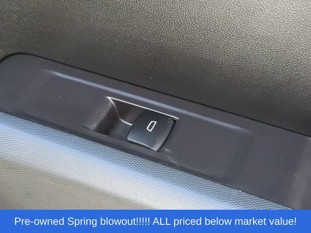 Used 2025 Chevrolet Colorado Trail Boss AWD/4WD image 45