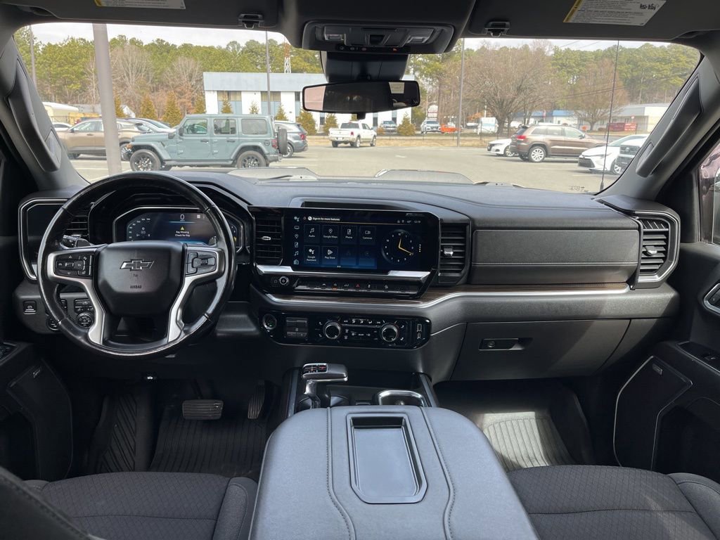 Used 2022 Chevrolet Silverado 1500 LT Trail Boss w/ Convenience Package II image 8