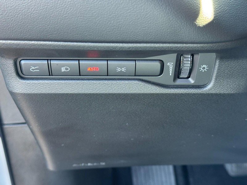 Used 2025 Dodge Charger R/T w/ Quick Order Package 25M R/T image 16