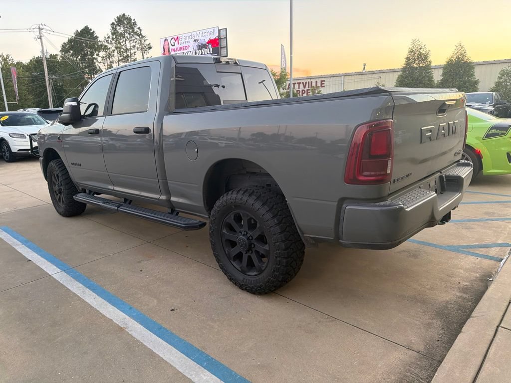 Used 2025 RAM 2500 Big Horn AWD/4WD image 10