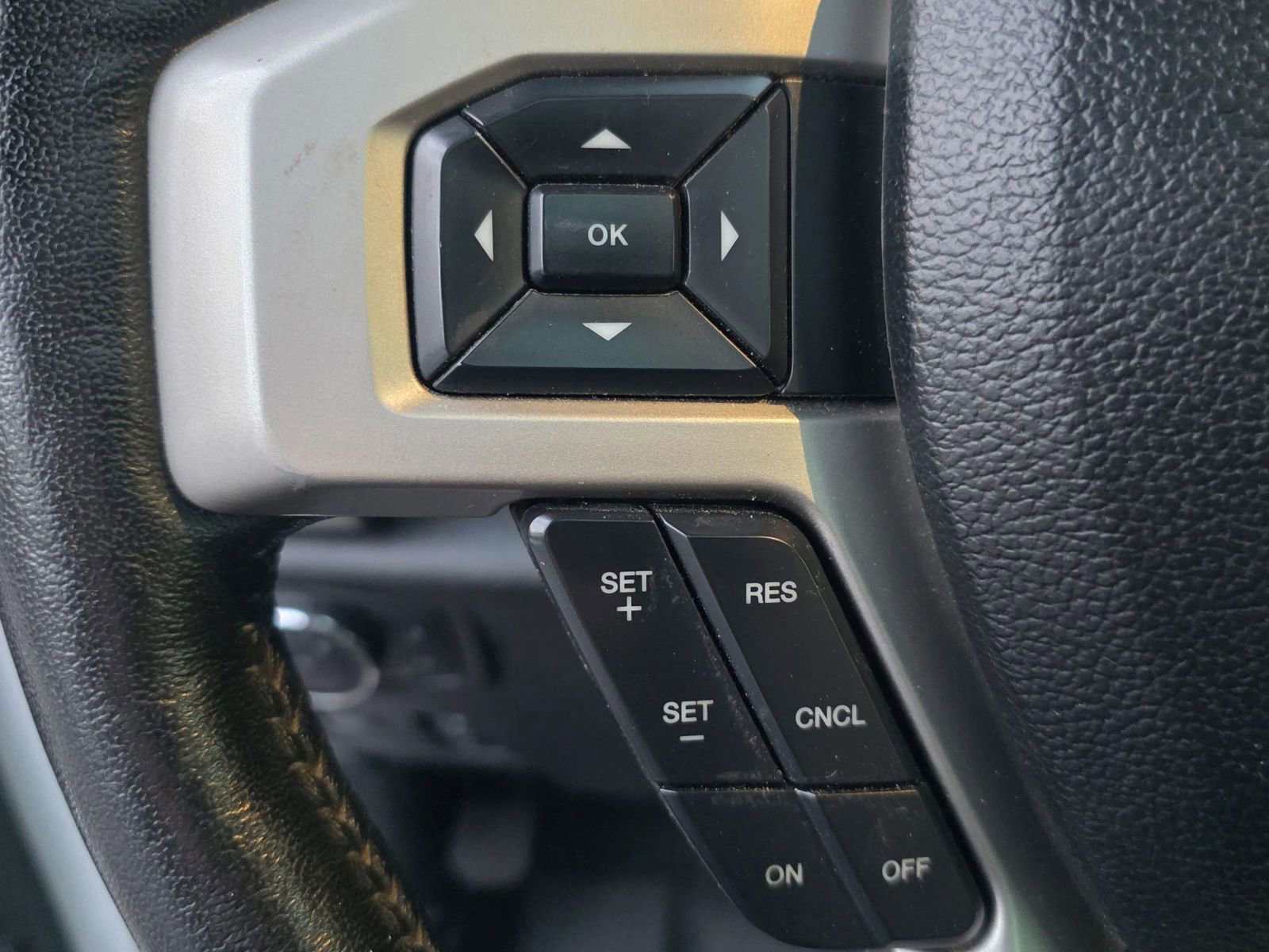 Used 2018 Ford F250 Lariat w/ Lariat Ultimate Package image 23