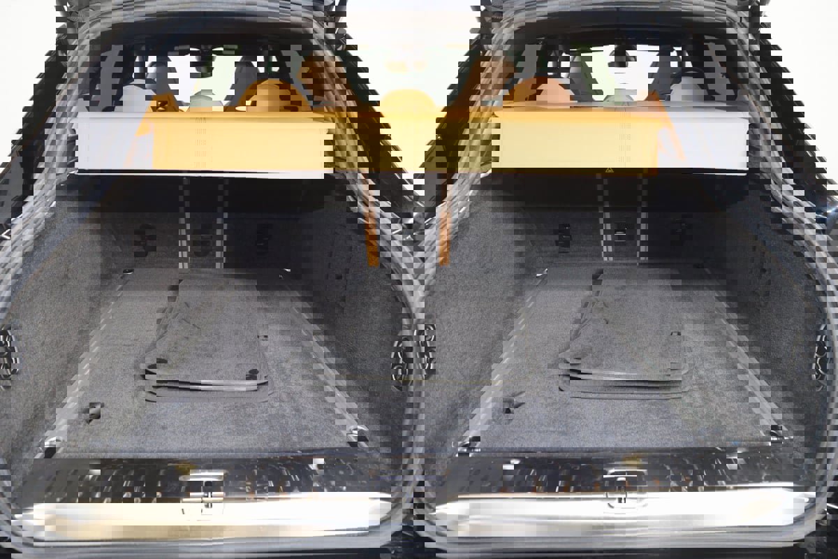 Used 2023 Aston Martin DBX 707 image 85