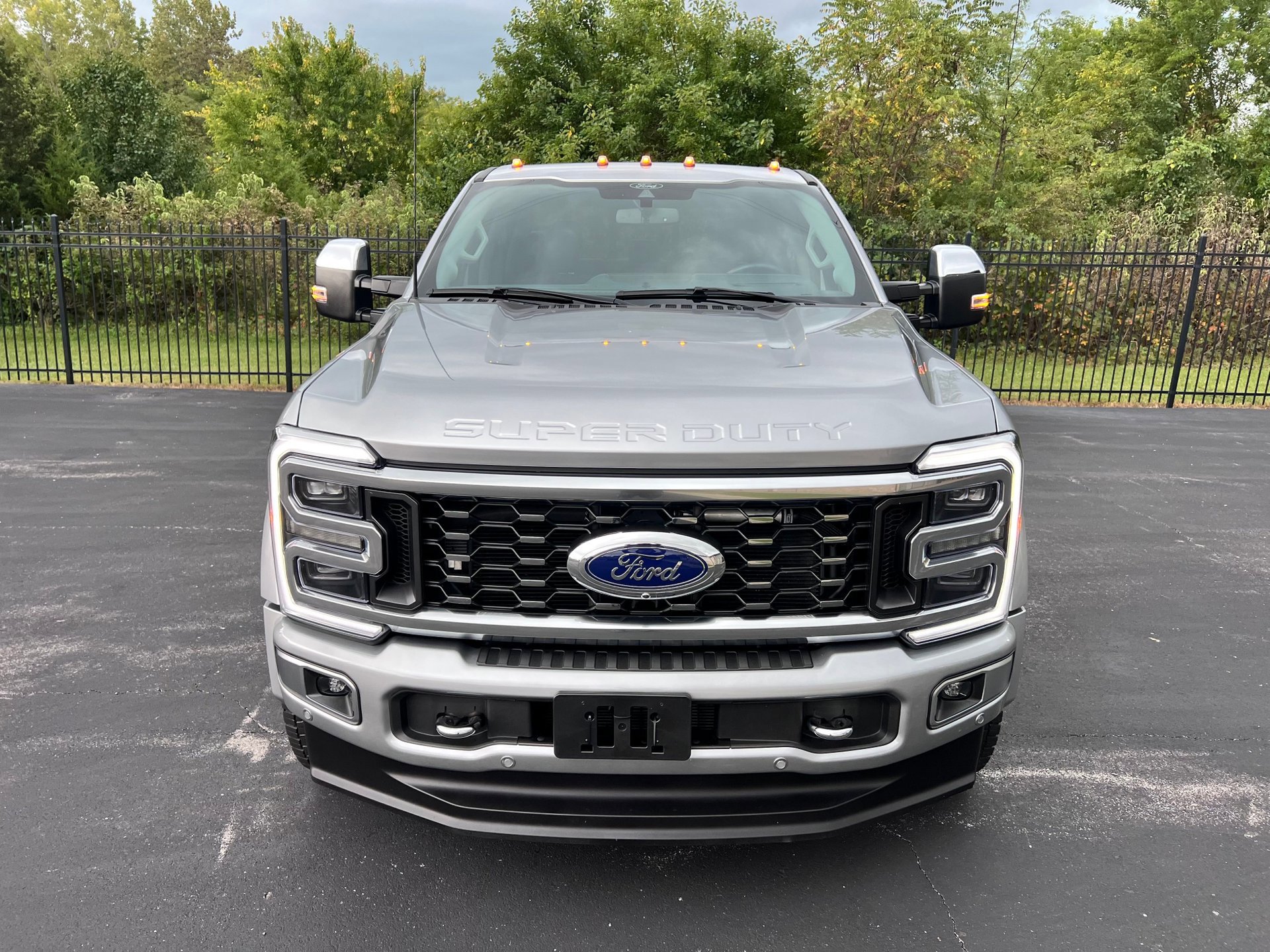 Used 2024 Ford F450 Limited w/ FX4 Off-Road Package image 35