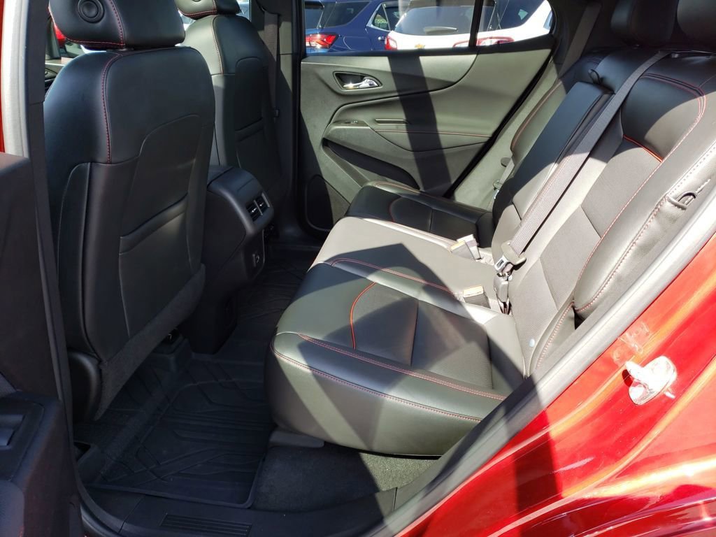 Used 2022 Chevrolet Equinox RS w/ RS Leather Package image 25