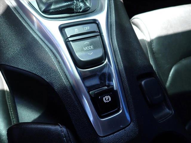 Used 2017 Chevrolet Camaro LT RWD image 17