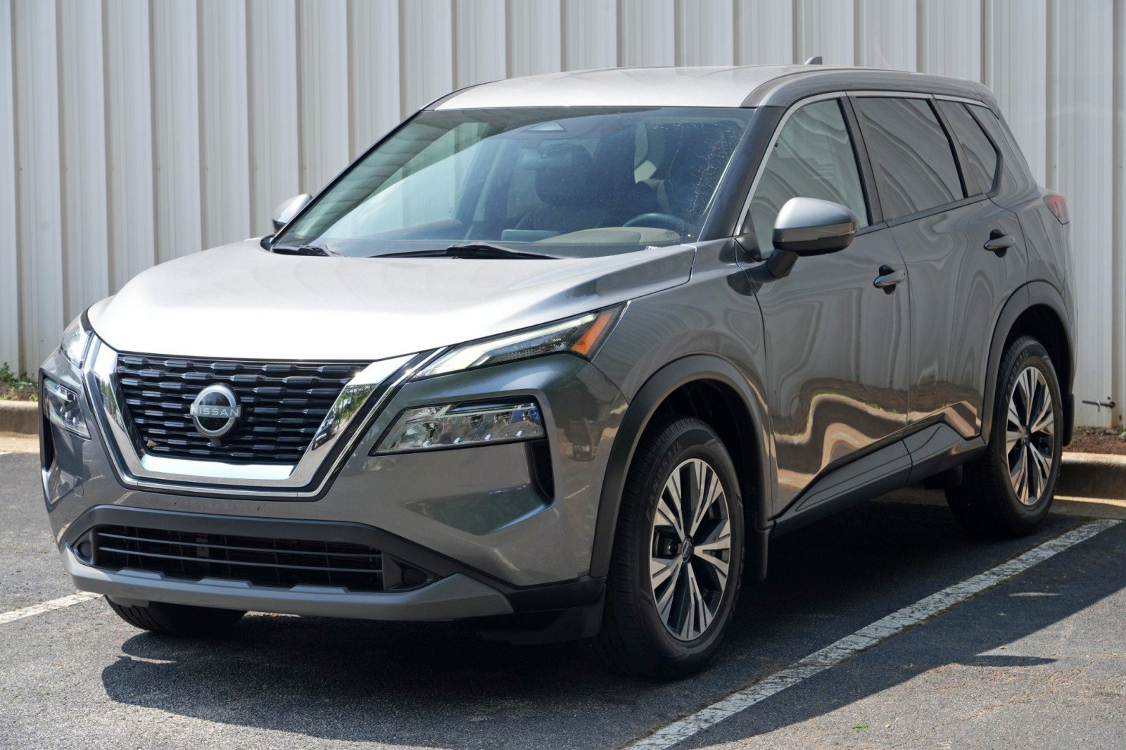 Used 2022 Nissan Rogue SV FWD image 40