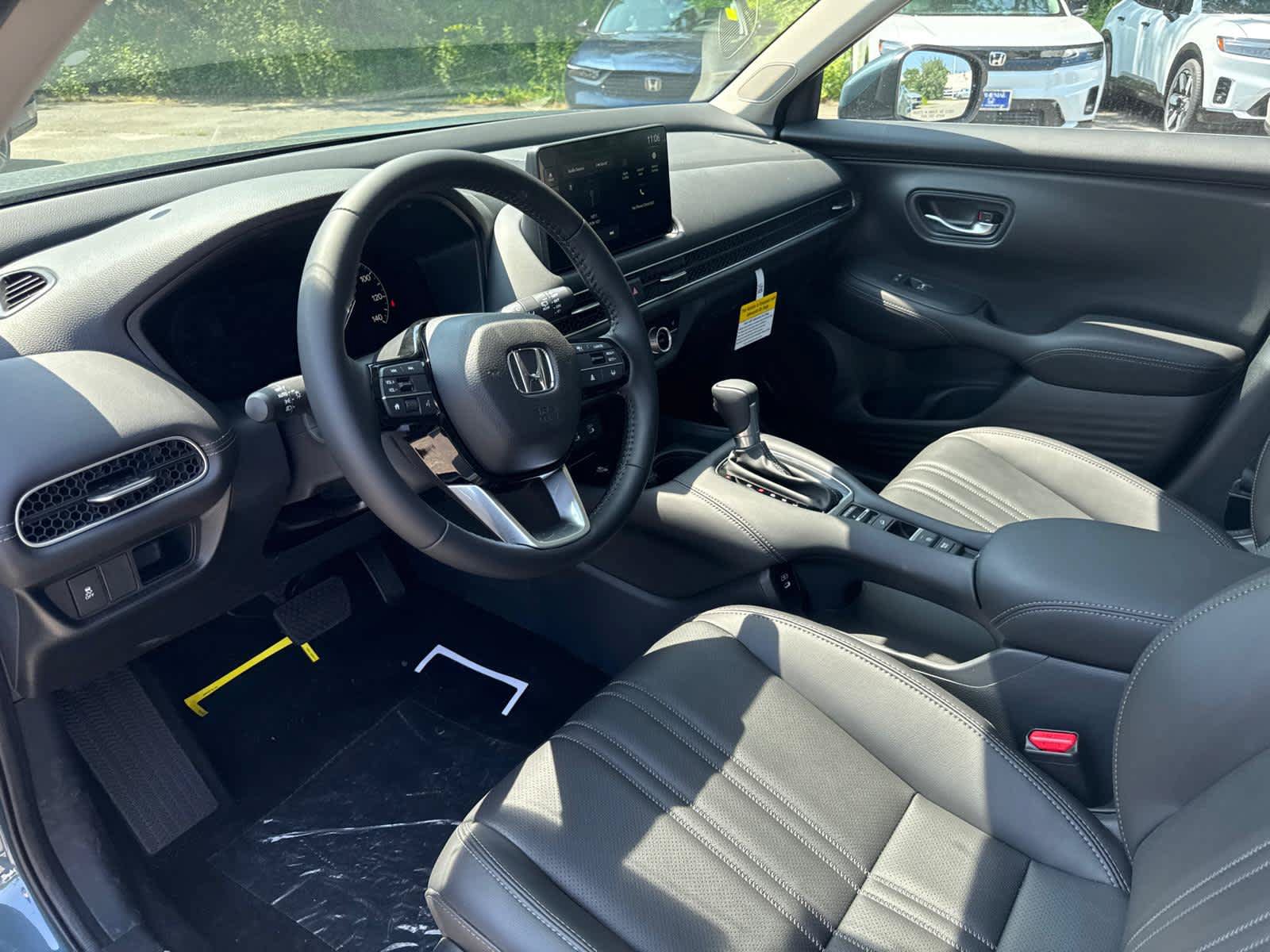 New 2027 Honda HR-V EX-L image 13