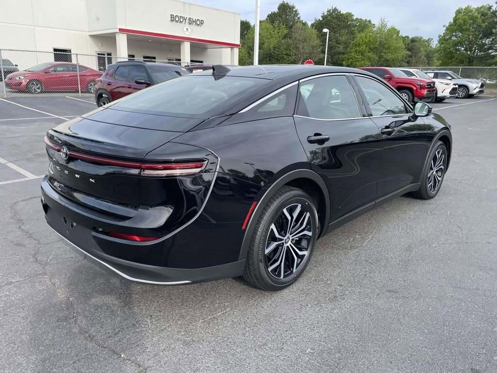 Used 2026 Toyota Crown XLE image 9