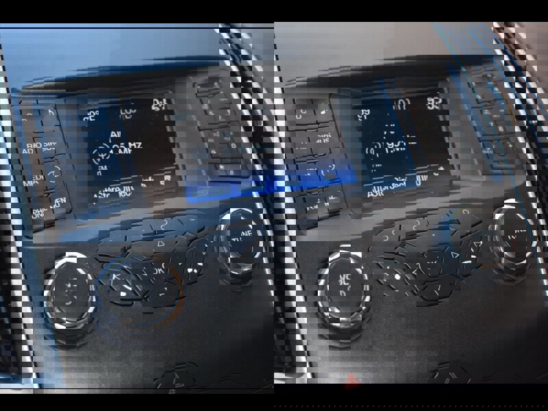 Used 2016 Ford Edge SEL image 11