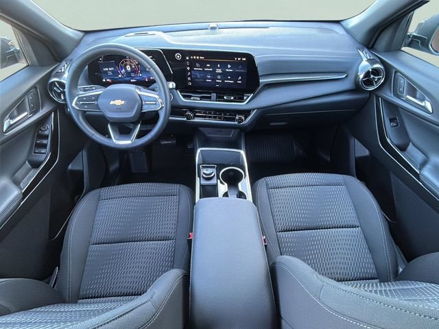Certified 2026 Chevrolet Equinox LT w/ Safety and Technology Package FWD image 32