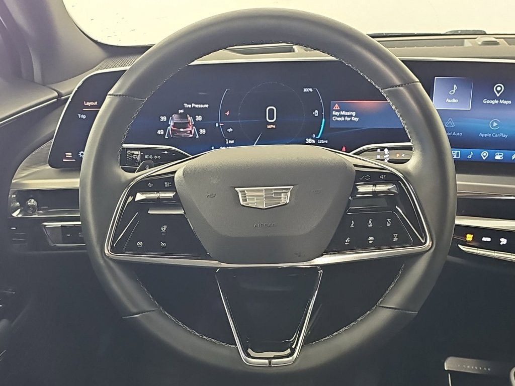 Used 2024 Cadillac Lyriq Sport RWD image 15