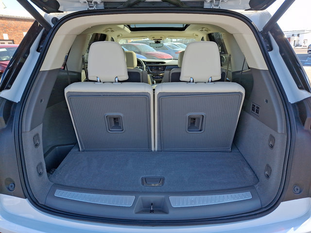 Used 2020 Cadillac XT6 Premium Luxury image 29