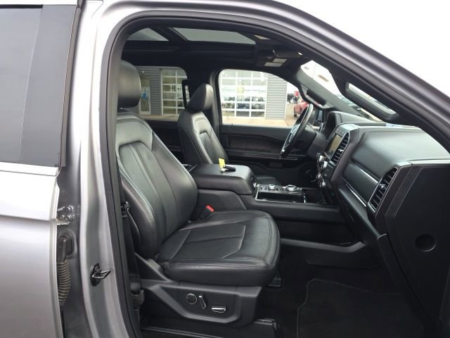 Used 2021 Ford Expedition Limited image 10