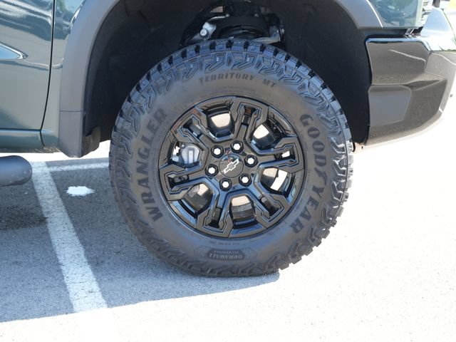 Used 2026 Chevrolet Silverado 1500 ZR2 w/ Dark Appearance Package AWD/4WD image 52