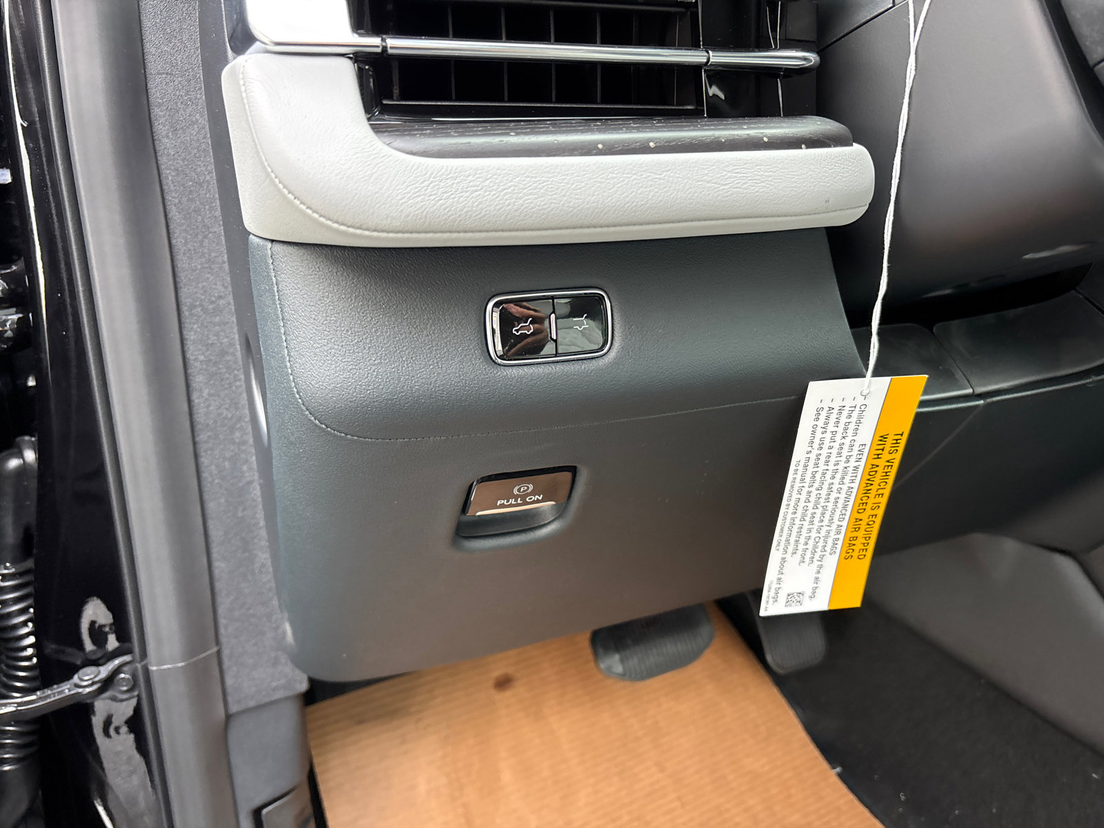 New 2025 Lincoln Navigator L Black Label image 13