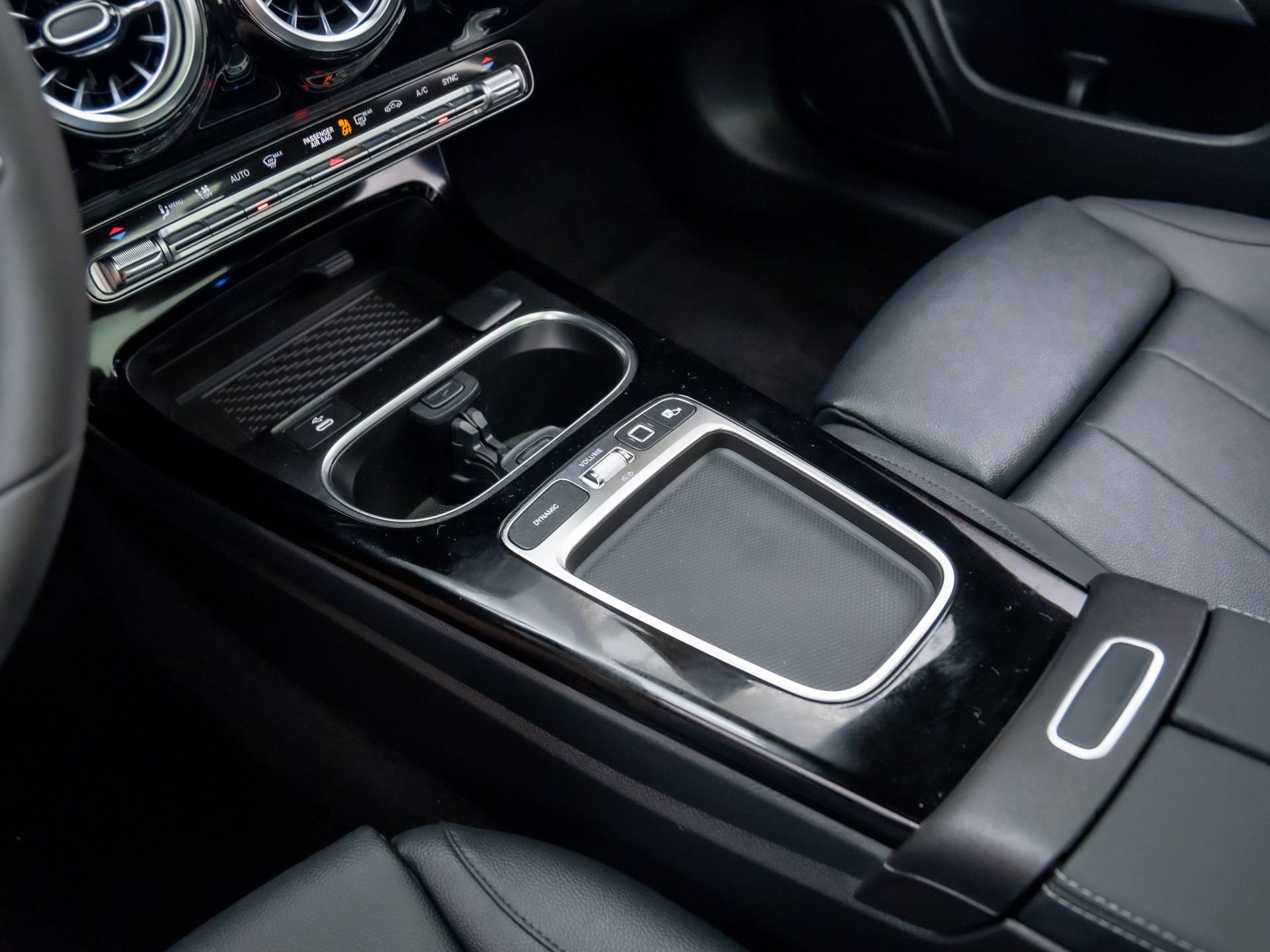 New 2026 Mercedes-Benz CLA 250 4MATIC image 11