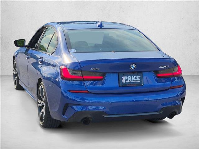 Used 2022 BMW 330i xDrive Sedan w/ M Sport Package AWD/4WD image 8