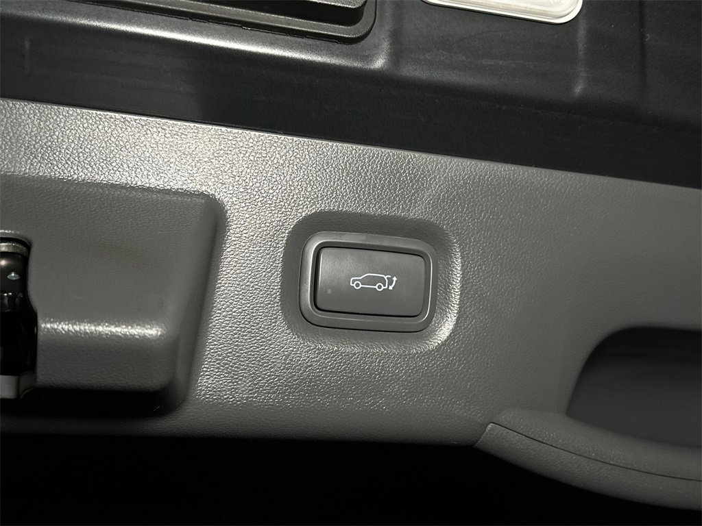 Used 2023 Hyundai Ioniq 5 Limited w/ Cargo Package image 7