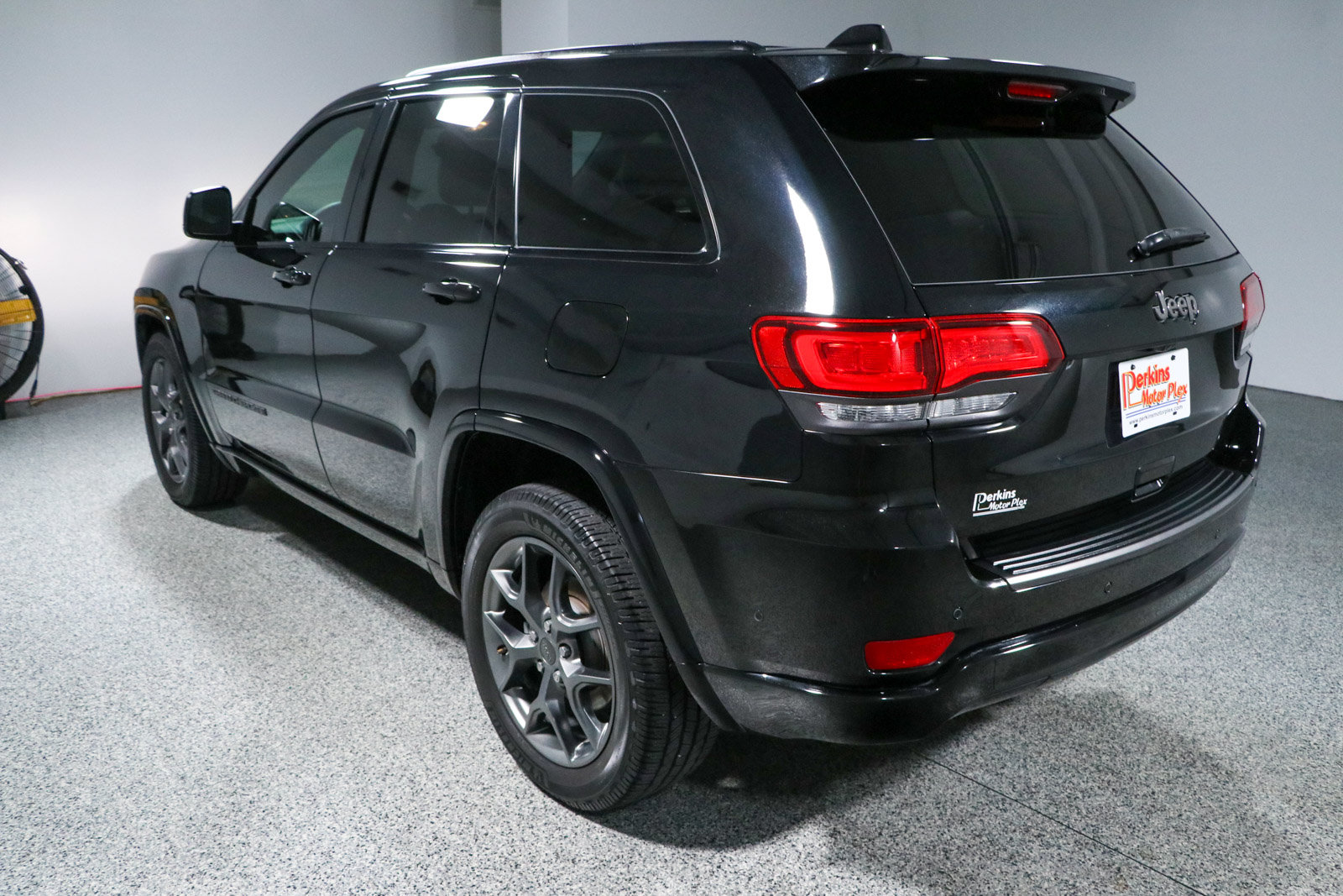 Used 2021 Jeep Grand Cherokee Limited w/ Quick Order Package 28K 80th RWD image 9