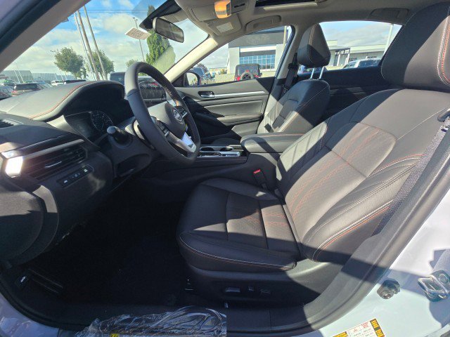 New 2025 Nissan Altima 2.5 SR w/ SR Premium Package image 22