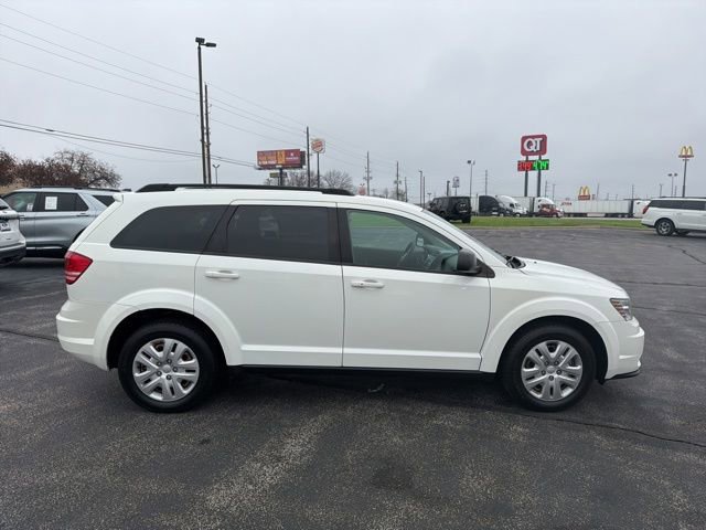 Used 2020 Dodge Journey SE FWD image 6