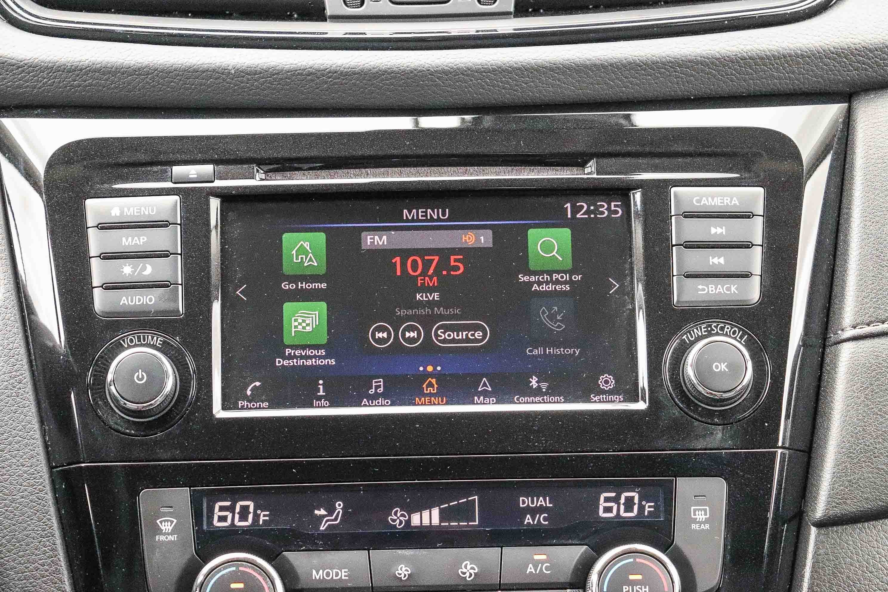 Used 2020 Nissan Rogue SV w/ Premium Package FWD image 15