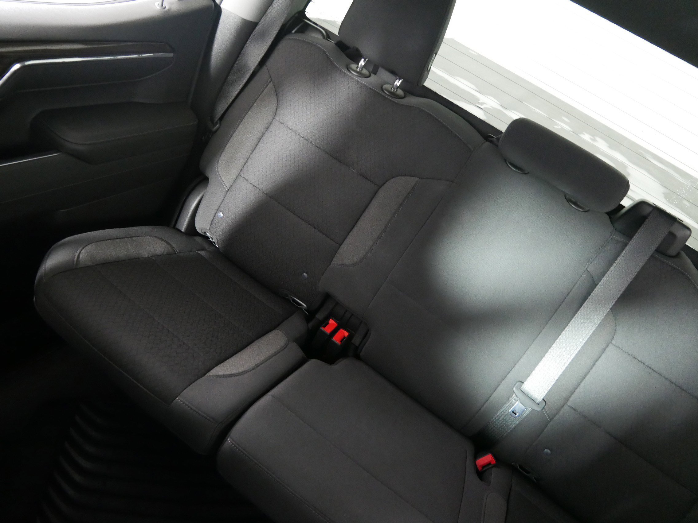 Used 2022 Chevrolet Silverado 1500 LT AWD/4WD image 12