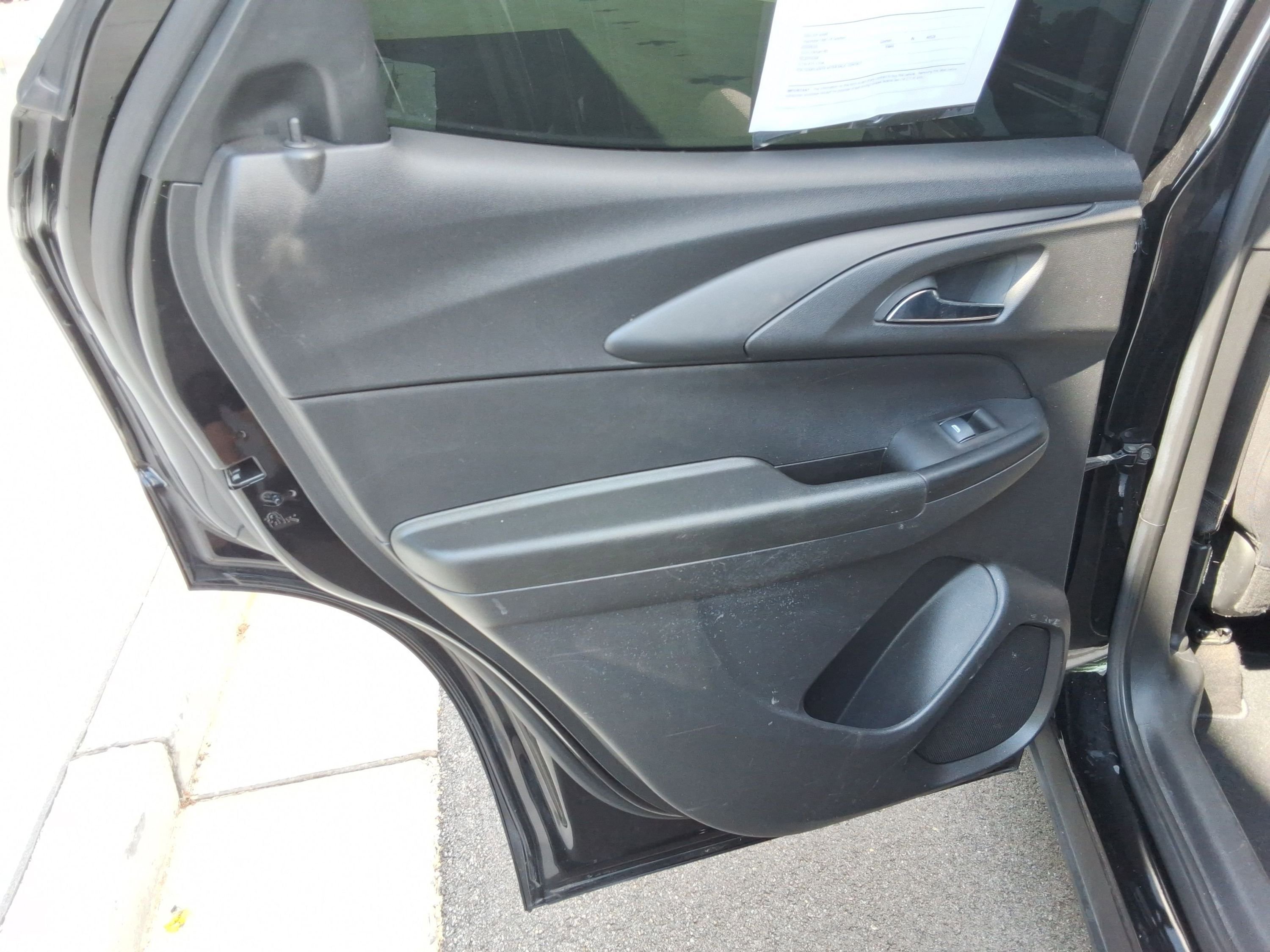 Used 2023 Chevrolet TrailBlazer LT image 23