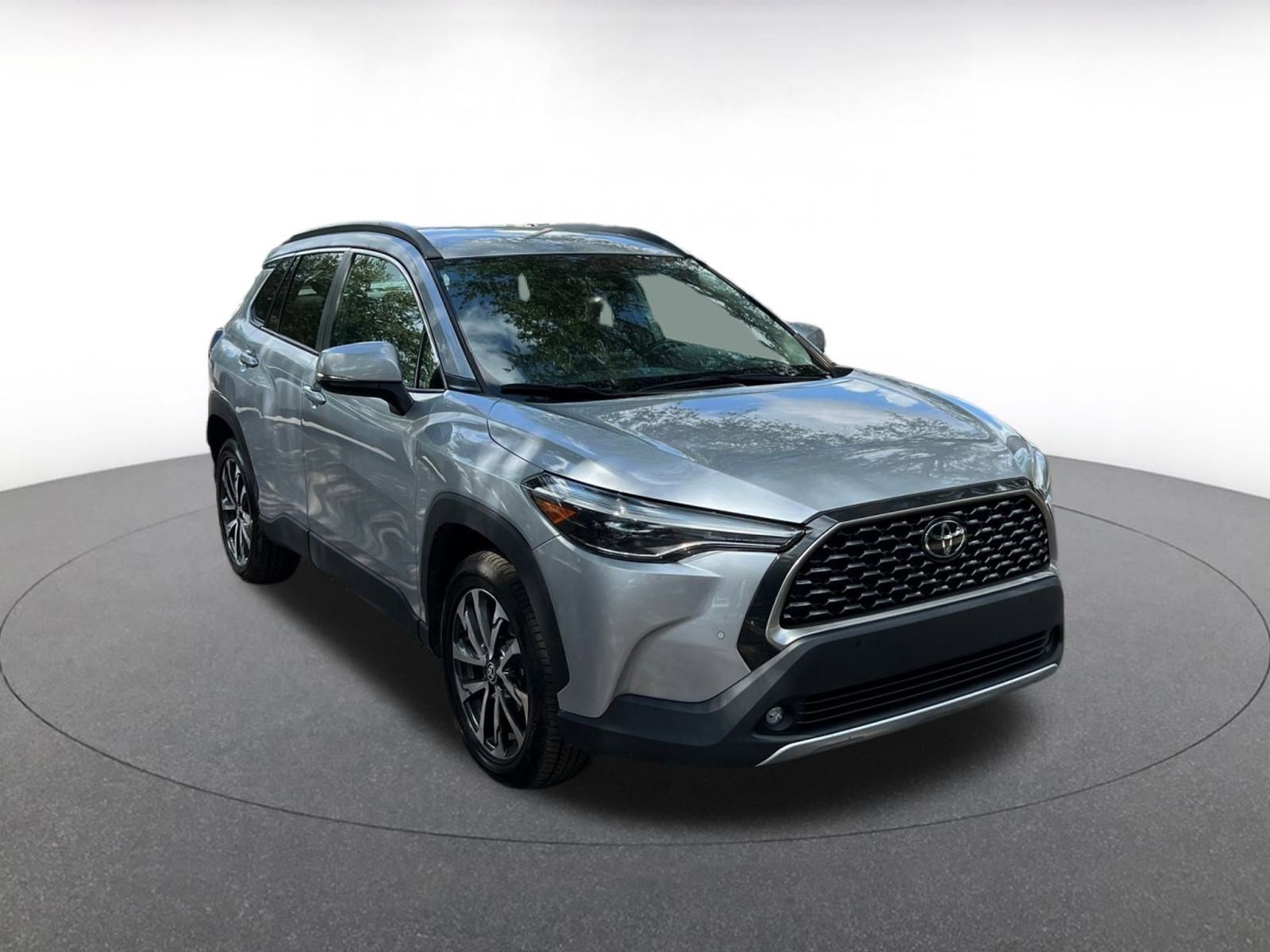 Used 2022 Toyota Corolla Cross XLE