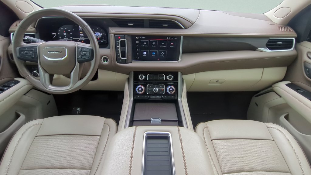 Used 2023 GMC Yukon Denali AWD/4WD image 11