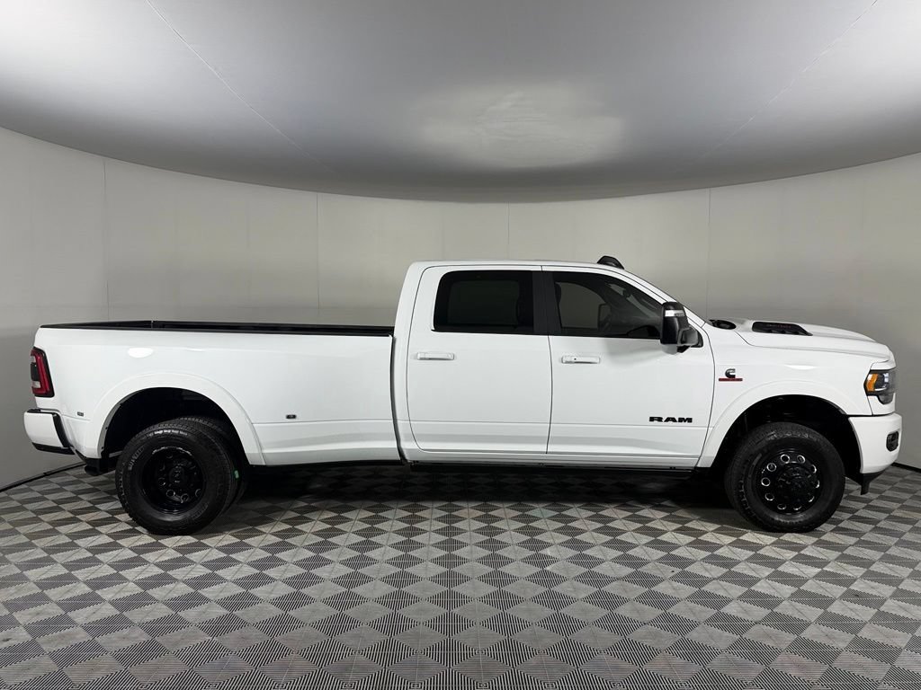 Used 2024 RAM 3500 Limited w/ Night Edition AWD/4WD image 5
