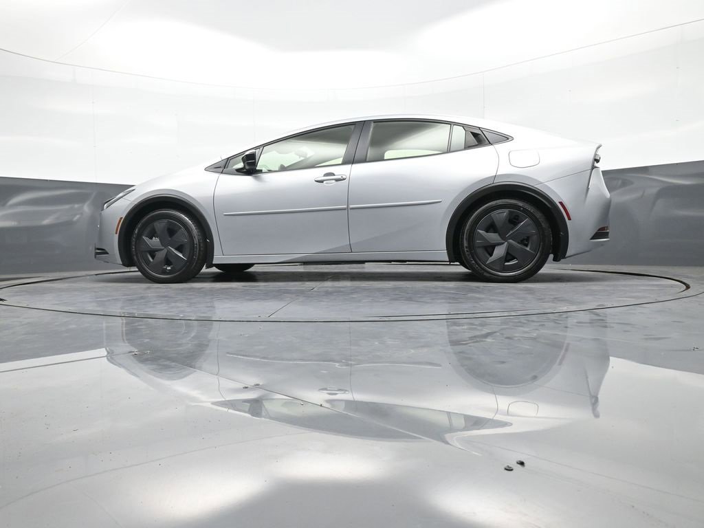 Certified 2024 Toyota Prius Prime SE image 31