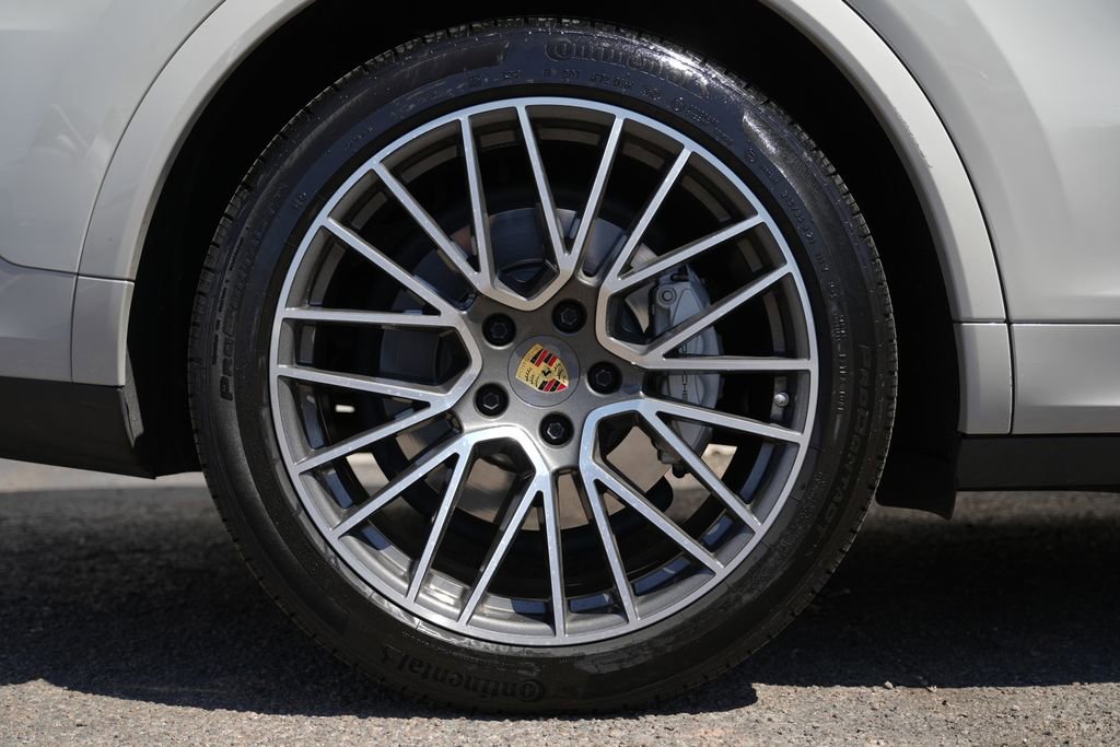 Used 2023 Porsche Cayenne Turbo w/ Premium Package Plus (PI3) image 9