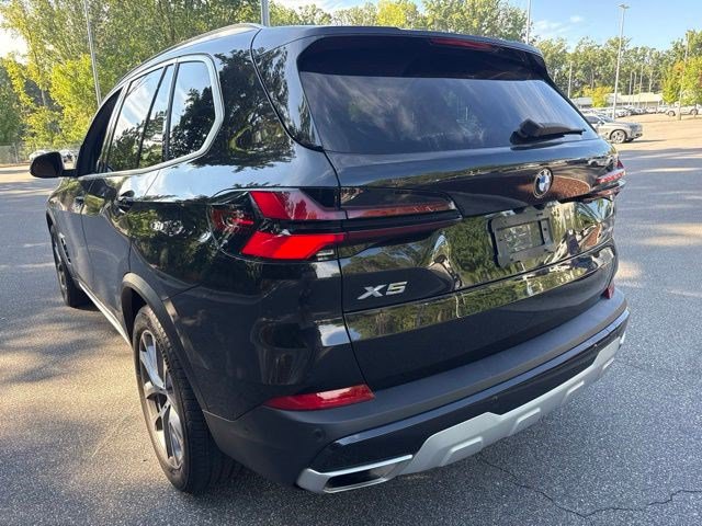 Used 2024 BMW X5 xDrive40i w/ Parking Assistance Package AWD/4WD image 7