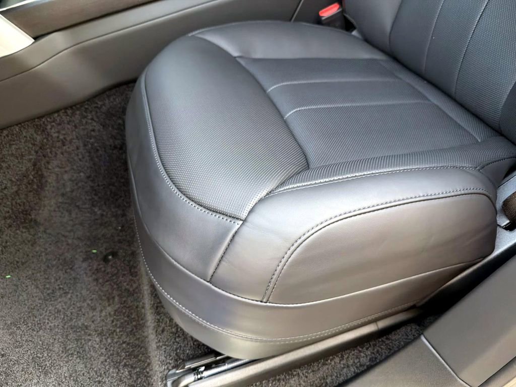 New 2026 Land Rover Range Rover SE AWD/4WD image 18