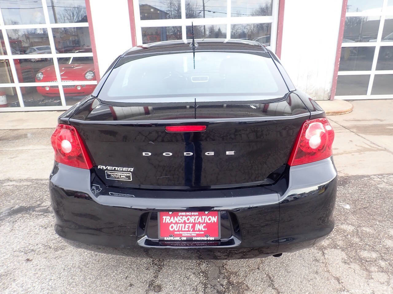 Used 2013 Dodge Avenger SE FWD image 19