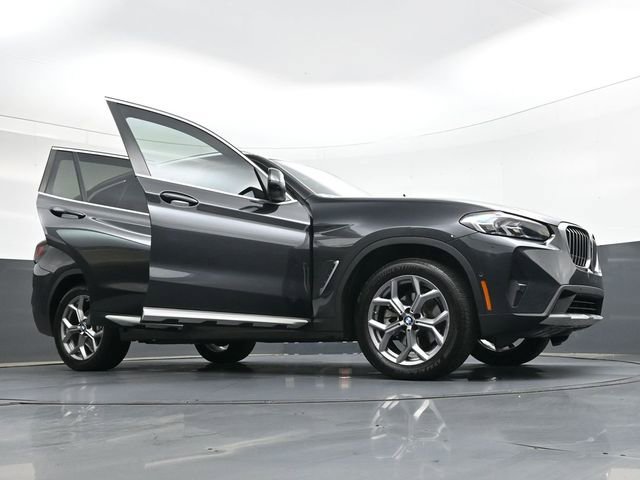 Used 2023 BMW X3 xDrive30i w/ Premium Package image 45