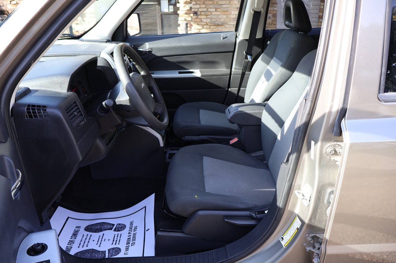 Used 2008 Jeep Patriot Sport FWD image 15