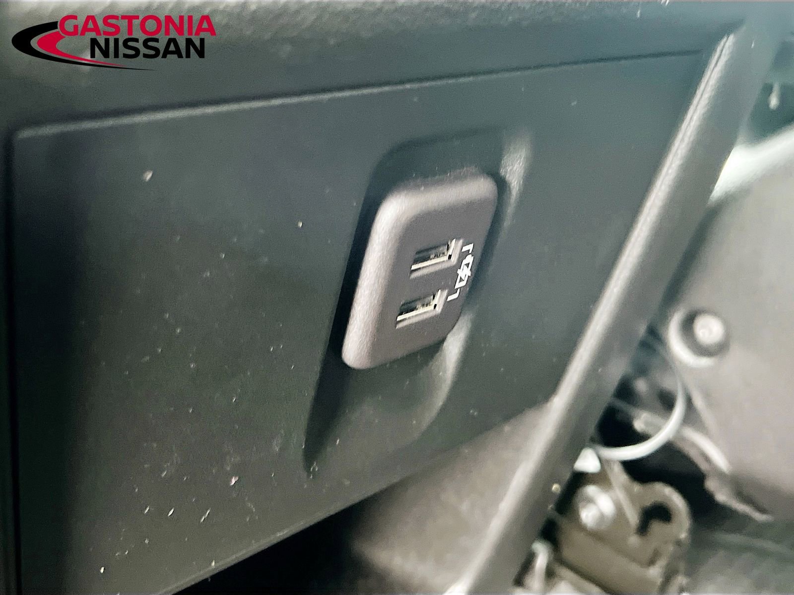 Used 2023 Chevrolet Traverse LT w/ LPO, Floor Liner Package image 34