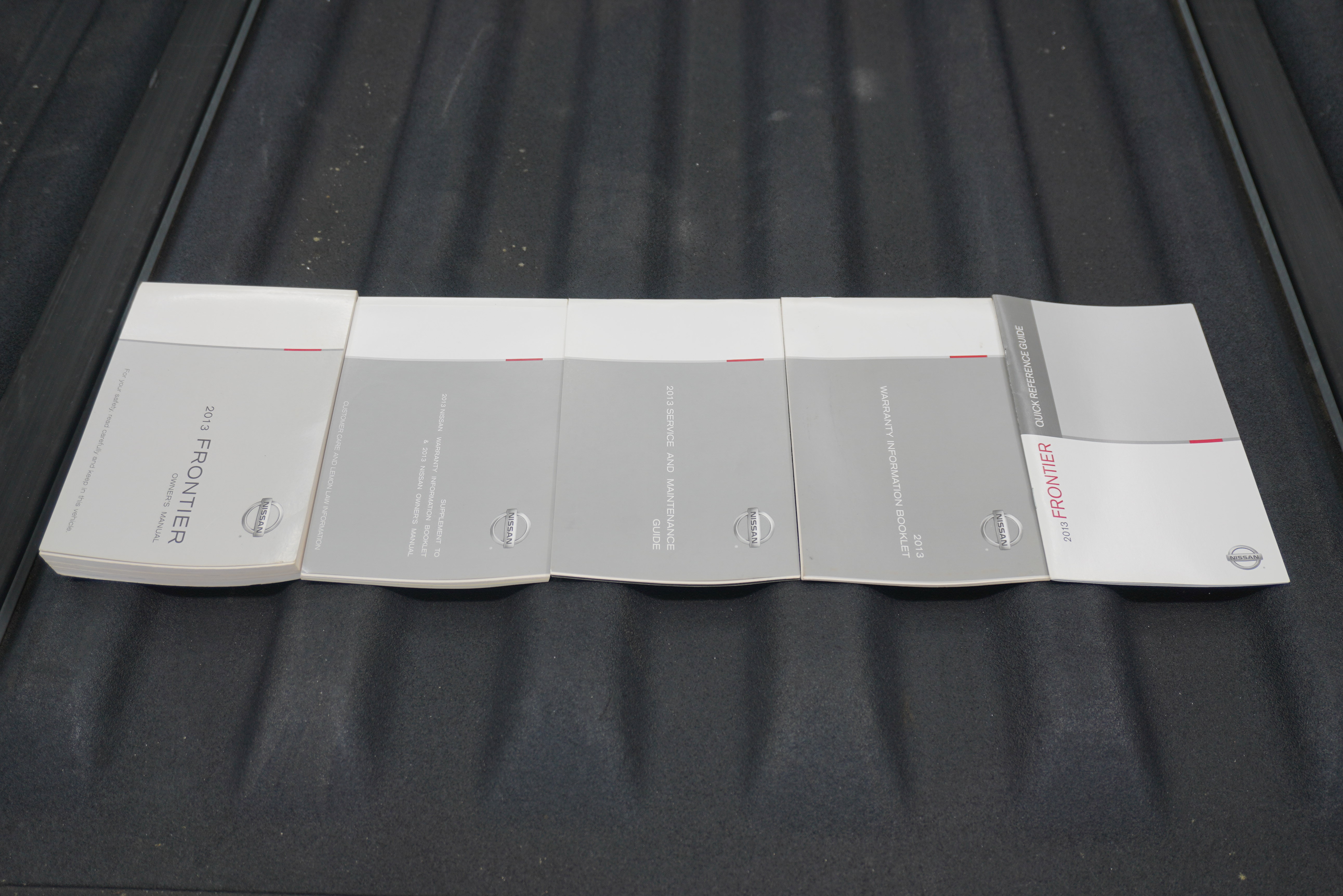 Used 2013 Nissan Frontier SV w/ SV Value Truck Pkg RWD image 20