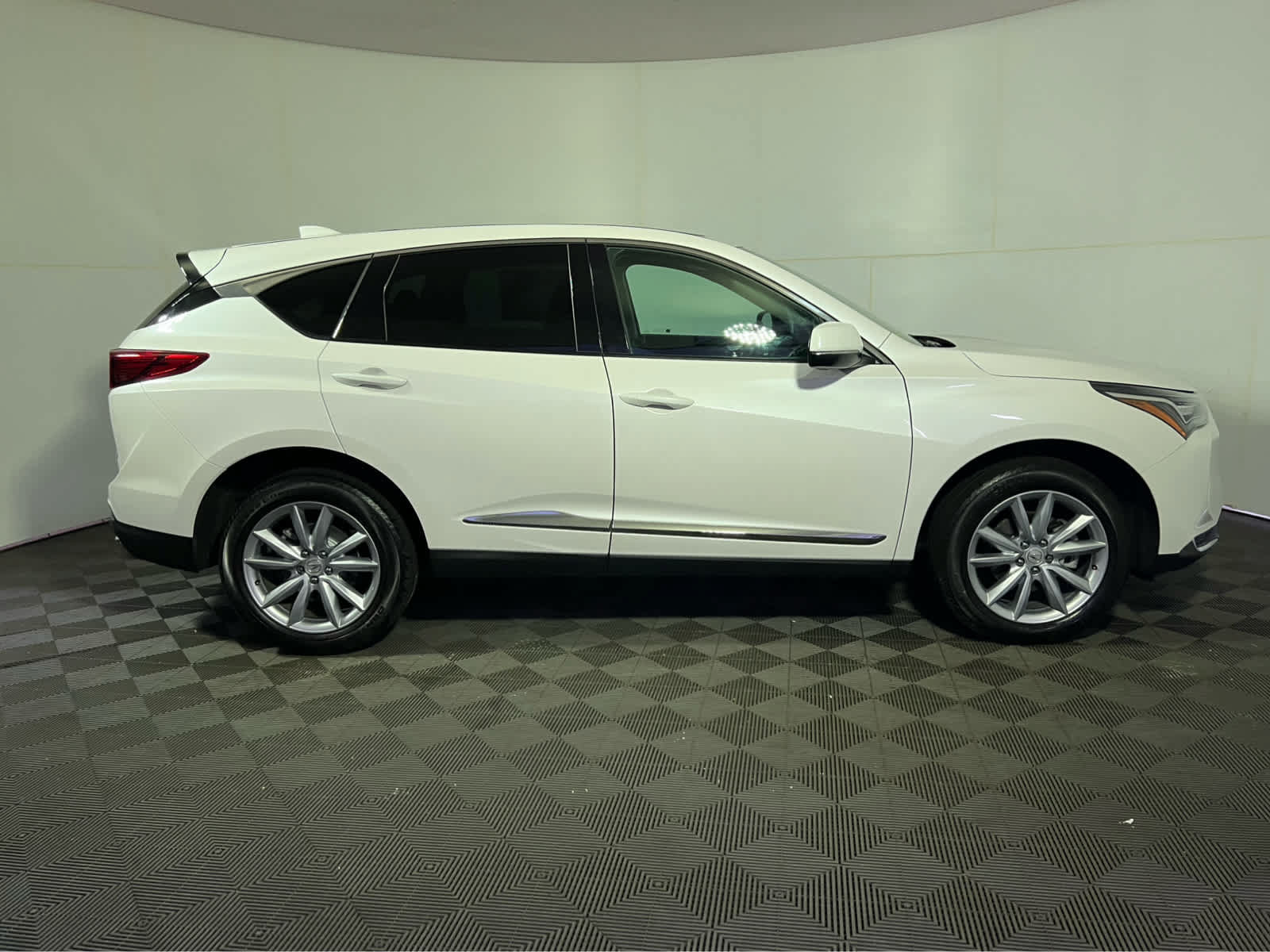 Certified 2024 Acura RDX SH-AWD image 8